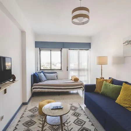 Apartment 10 - Relax And Surf In